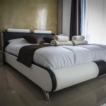 The Pearl Luxury 3*