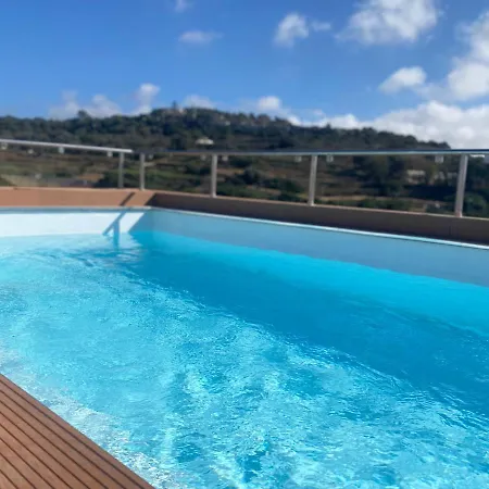 Konukevi The Pearl Luxury 3*