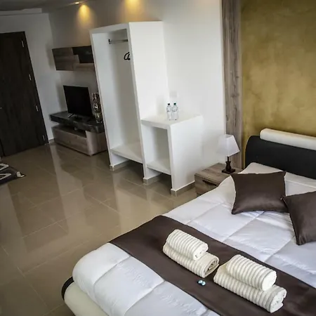 Guest house The Pearl Luxury